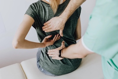 Back Pain: Signs it’s Time to Seek Professional Help